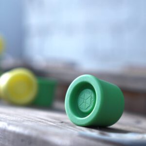 Die TensiBall Caps ist ein Reaktions-Spielzeug für Jung und Alt